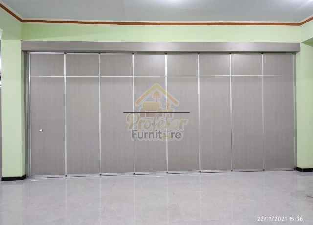 Partisi Ruangan Kantor Lipat